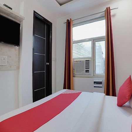 Hotel O Kanak Palace Nowe Delhi Zewnętrze zdjęcie