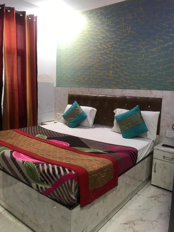 Hotel O Kanak Palace Nowe Delhi Zewnętrze zdjęcie