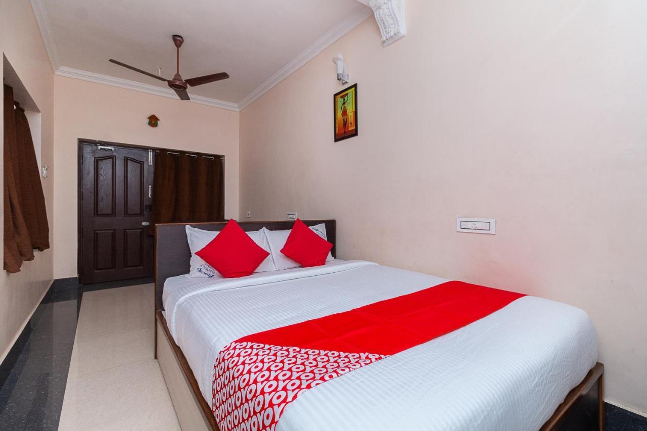 Hotel O Kanak Palace Nowe Delhi Zewnętrze zdjęcie