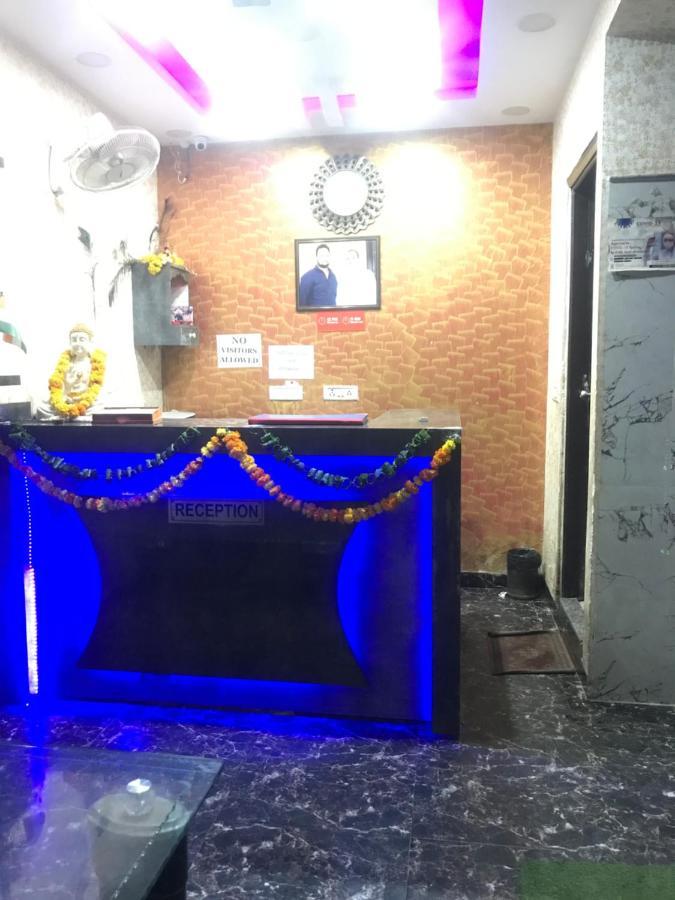 Hotel O Kanak Palace Nowe Delhi Zewnętrze zdjęcie