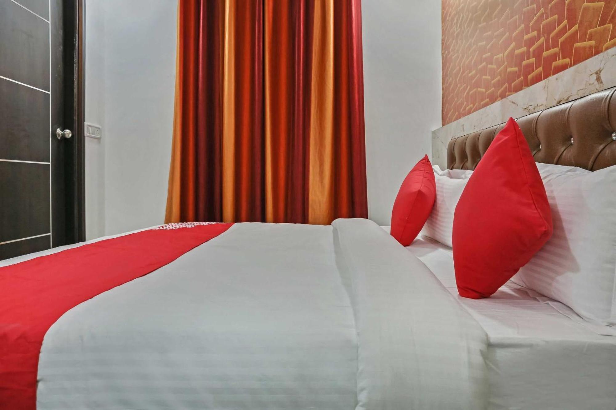 Hotel O Kanak Palace Nowe Delhi Zewnętrze zdjęcie